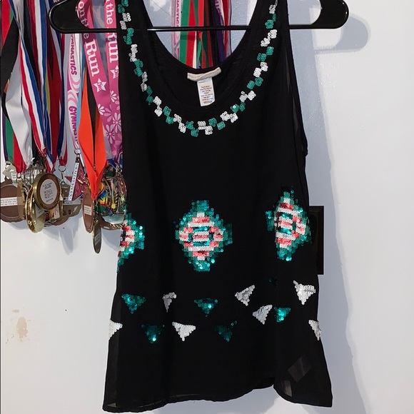 Sequin tank - Picture 1 of 3